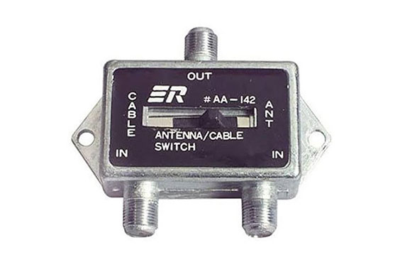 Coaxial-disconnect-switch